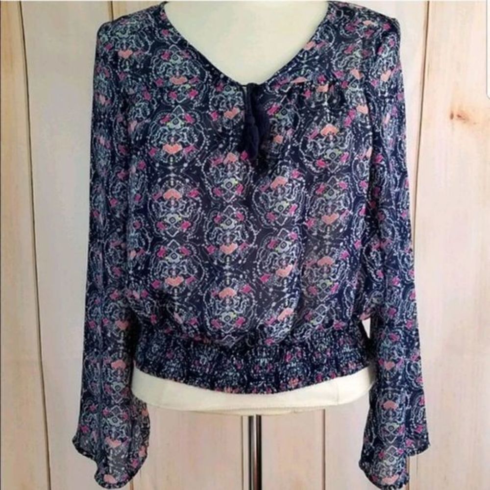 Love, Fire Long Sleeve Smocked Waist Top XL